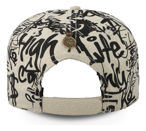 Gorra Cash Only Been Tagged In White Background Plana