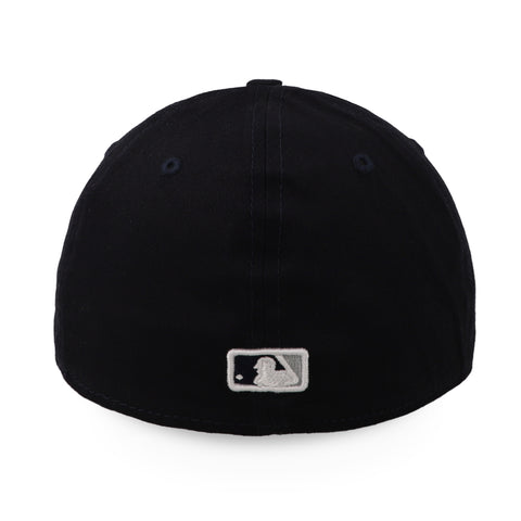 Gorra New Era 39 Thirty MLB Yankees Outline Marino Cerrado