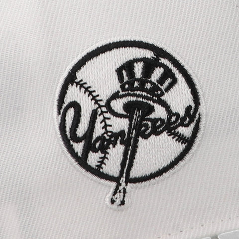 Gorra ‘47 MLB Sure Shot Snapback Blanco/Negro Unitalla