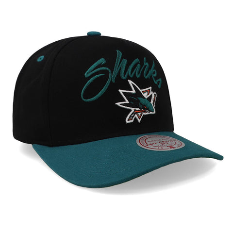 Gorra Mitchell and Ness NHL Sharks Script Arch Pro Unitalla