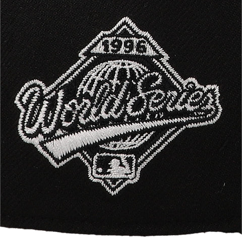 Gorra '47 MLB Yankees Sure Shot MVP Negro Unitalla