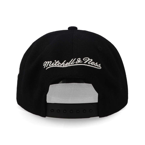 Gorra Mitchell & Ness NBA Team Script 2.0 Snap Bulls Negro