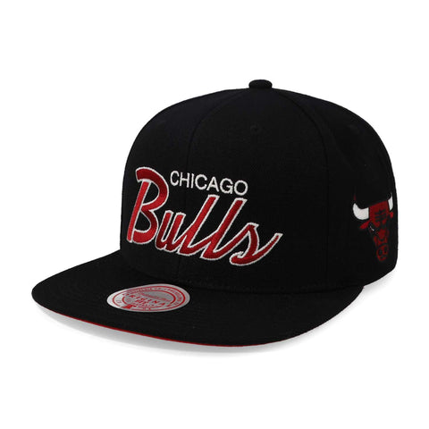Gorra Mitchell & Ness NBA Team Script 2.0 Snap Bulls Negro