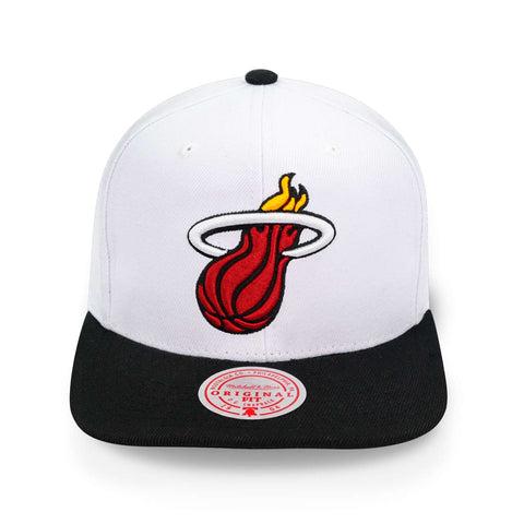 Gorra Mitchell & Ness NBA Core Basic Heat Blanco Uni