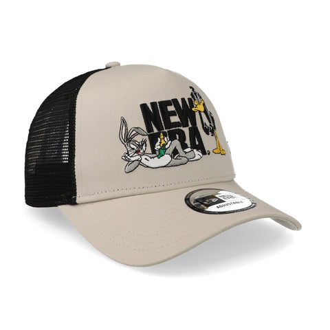 Gorra New Era Lt Trucker Looney Tunes Bugs Bun Strapback Beige Unitalla