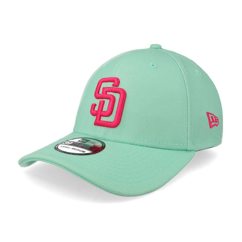 Gorra New Era 39 Thirty MLB Padres City Connect Cerrada