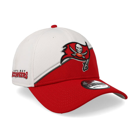 Gorra New Era 39 Thirty NFL Buccaneers Sideline 23 Rojo