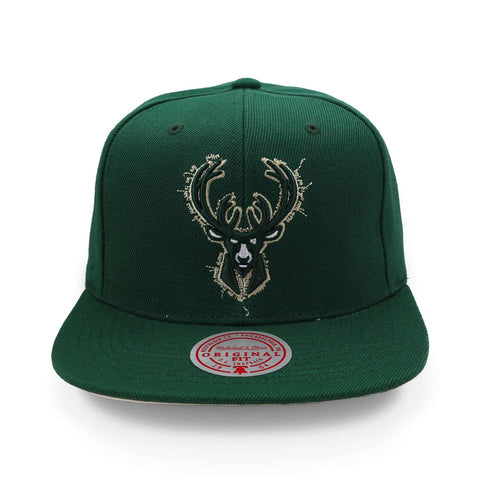 Gorra Mitchell & Ness NBA Embroidery Glitch Bucks Verde Uni
