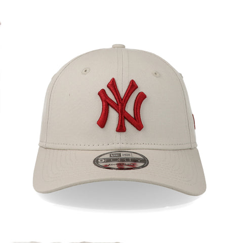Gorra New Era 9 Forty MLB Yankees League Essential Beige Unitalla