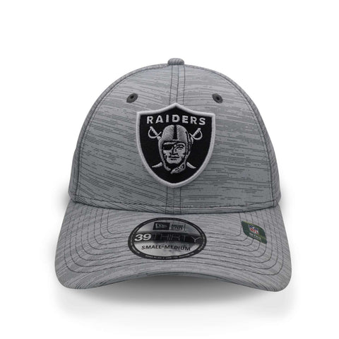 Gorra New Era 39Thirty NFL Raiders Train Coach 22 Gris