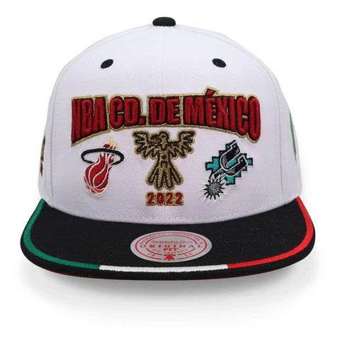 Gorra Mitchell And Ness Nba Cdmx Game Two Blanco Unitalla