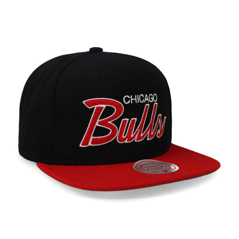 Gorra Mitchell & Ness Team Script Bulls Negro Unitalla