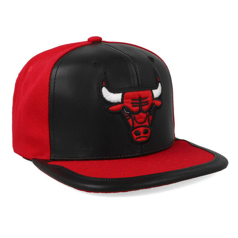 Gorra Mitchell and Ness NBA Bulls Day One Negra Roja