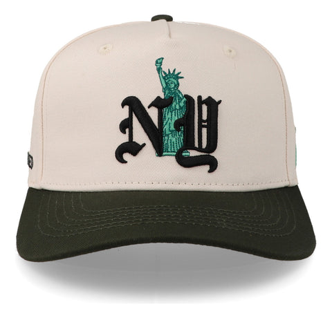 Gorra Overrated New York  Estatua De La Libertad Beige Unit