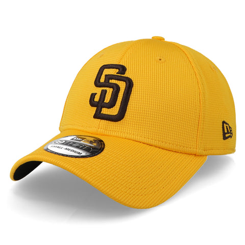 Gorra New Era 39 Thirty MLB Padres Amarillo Cerrada