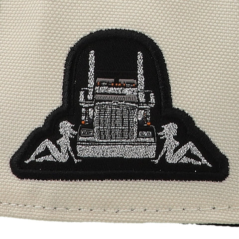 Gorra All In Chrome Cerrada Beige Negro Unitalla