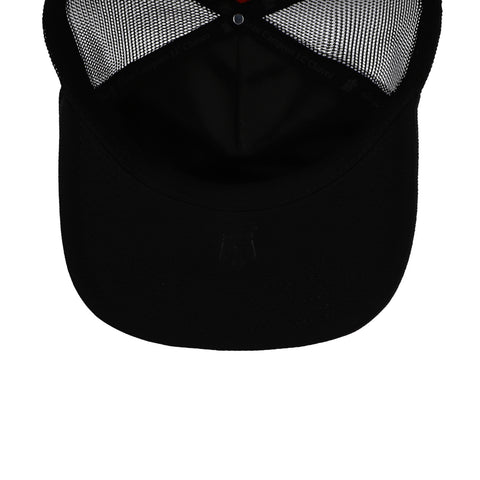 Gorra All In Chavez Golden All Black Trucker Unitalla