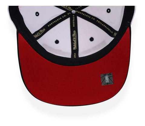 Gorra Mitchell And Ness Nba Cdmx Game Two Blanco Unitalla