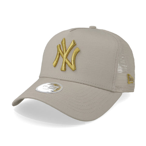 Gorra New Era 9 Forty MLB Yankees Wmns Metallic Trucker Plata Unitalla