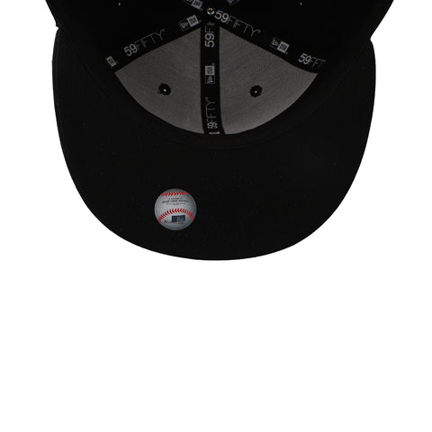 Gorra New Era 59 Fifty MLB Yankees Metallic Outline Cerrado