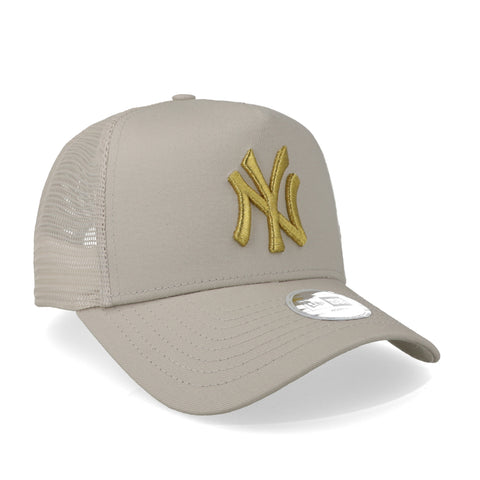 Gorra New Era 9 Forty MLB Yankees Wmns Metallic Trucker Plata Unitalla
