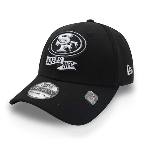 Gorra New Era 39 Thirty NFL 49ers Sideline 22 Negro Cerrada