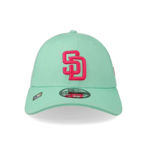 Gorra New Era 39 Thirty MLB Padres City Connect Cerrada