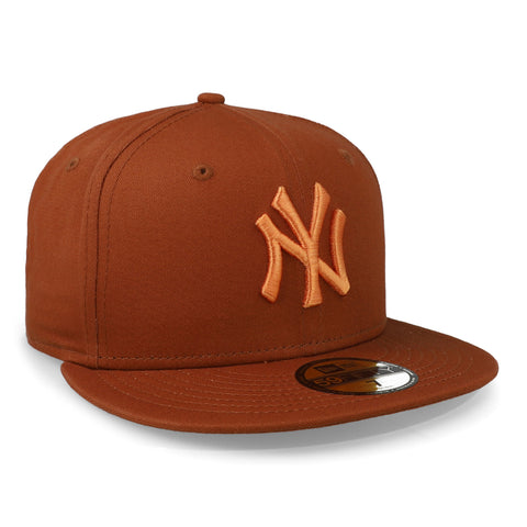 Gorra New Era 59 Fifty MLB Yankees League Essential Marrón Cerrado