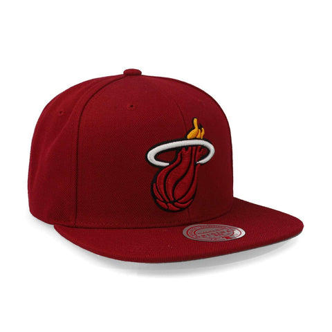 Gorra Mitchell & Ness NBA Team Ground 2.0 Snap Heat Vino Uni