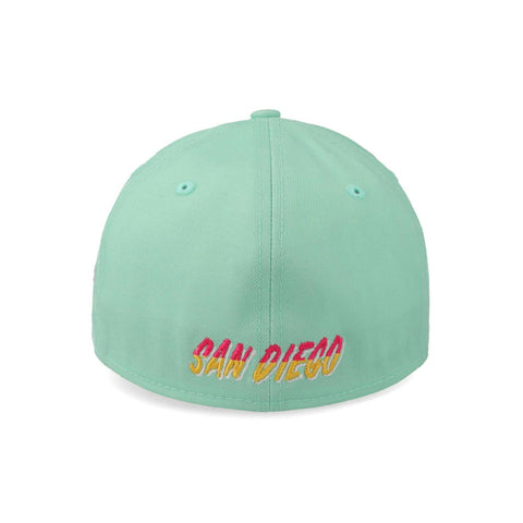 Gorra New Era 39 Thirty MLB Padres City Connect Cerrada