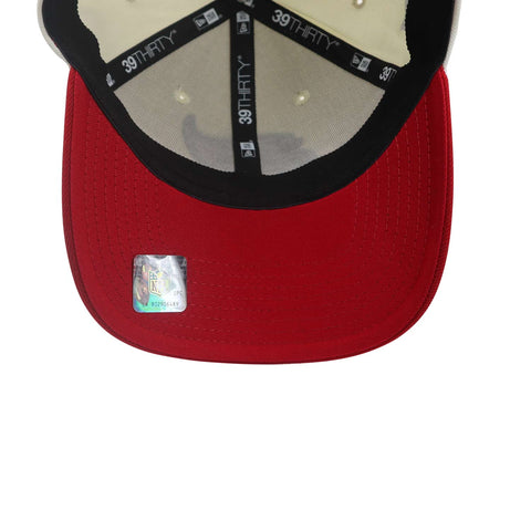 Gorra New Era 39 Thirty NFL Buccaneers Sideline Beige