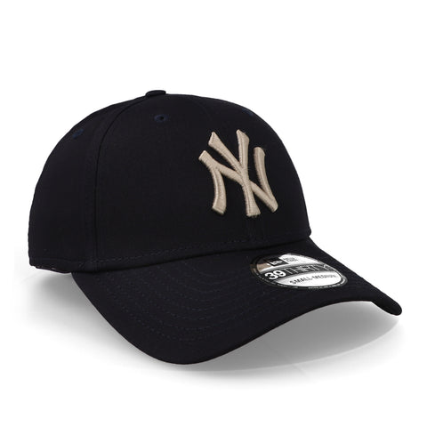 Gorra New Era 39 Thirty MLB Yankees League Essential Cerrada